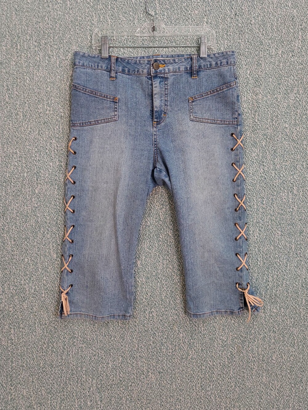 Mudd Brand Capris Pants w/Side Lacing, Jrs 15